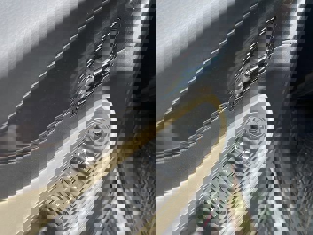 Used 2018 Buick Encore Essence FWD image 10