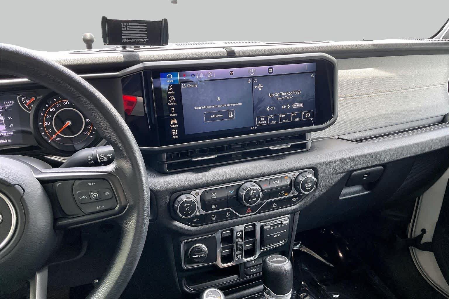 Used 2024 Jeep Gladiator Sport AWD/4WD image 7