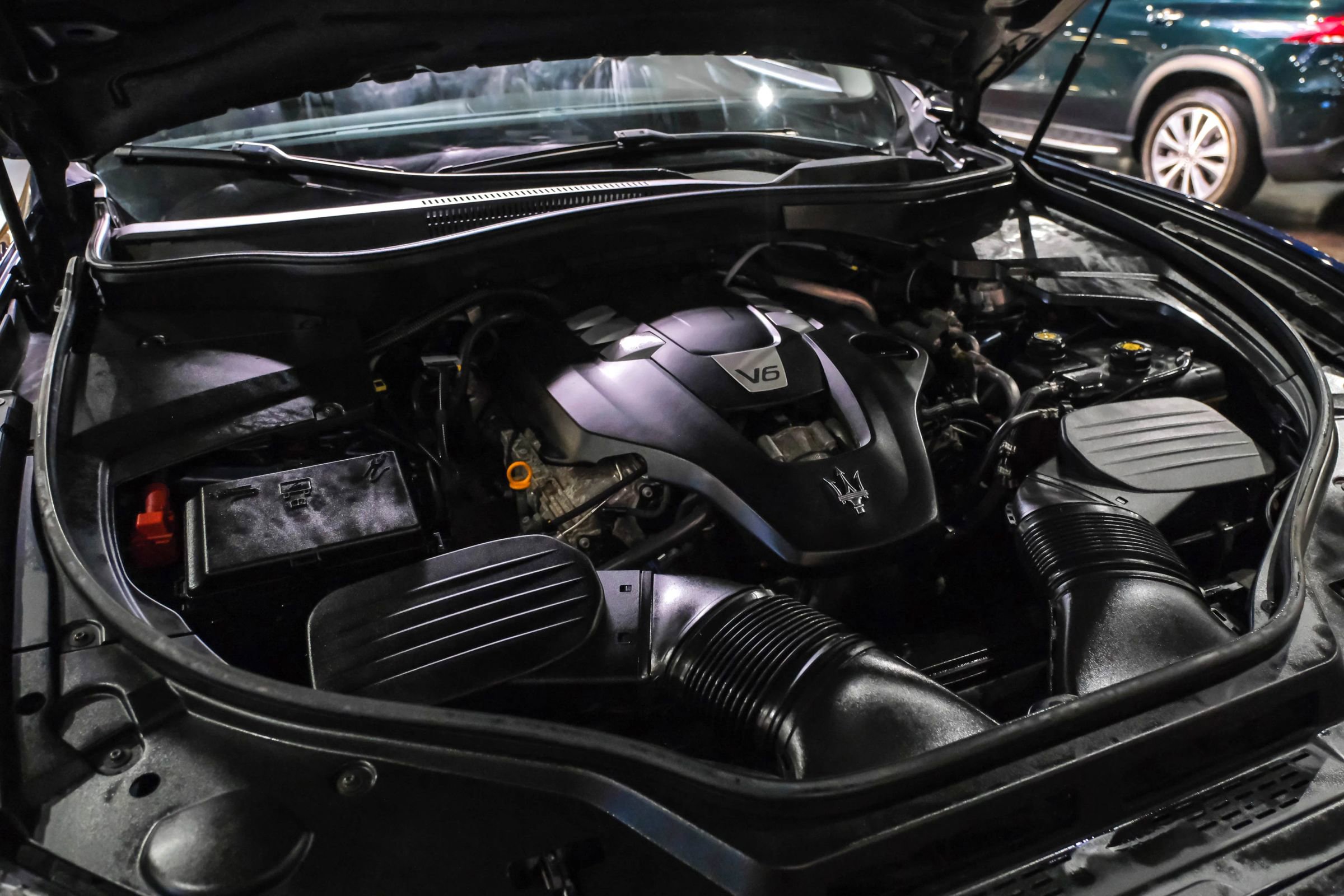 Used 2019 Maserati Levante GranLusso image 46