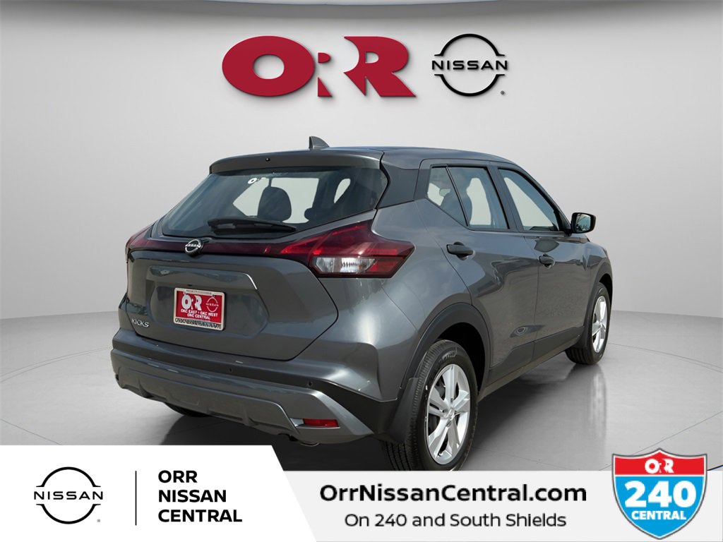 New 2025 Nissan Kicks Play S image 5