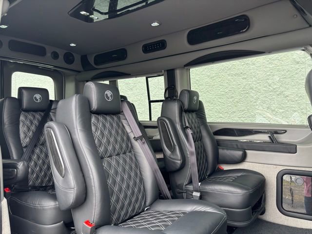 New 2026 Ford Transit 250 148 Medium Roof Extended AWD w/ Exterior Upgrade Package image 41