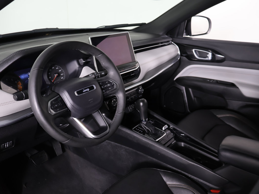 Used 2024 Jeep Compass Limited AWD/4WD image 25