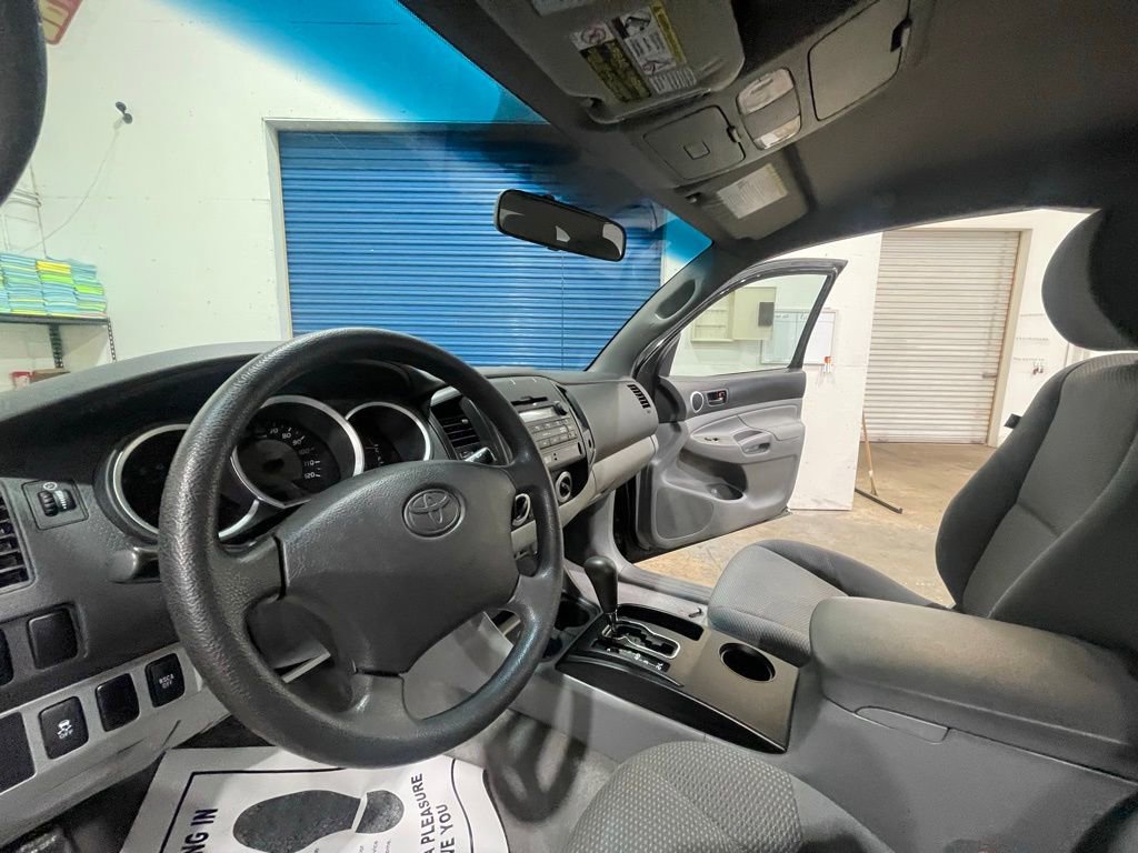 Used 2010 Toyota Tacoma 4x4 Access Cab V6 image 8