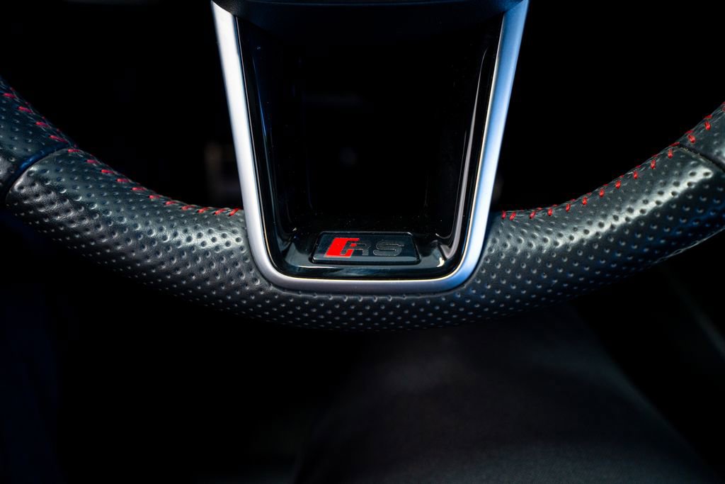 Used 2021 Audi RS 6 w/ Carbon Optic Package image 42