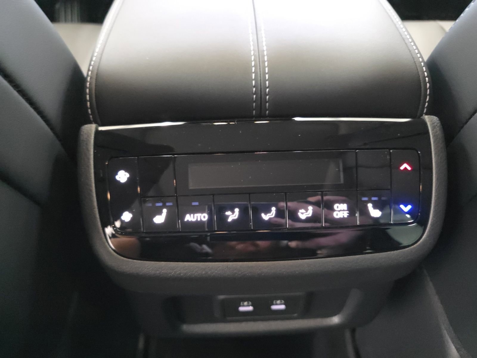 New 2026 INFINITI QX60 Luxe w/ Cargo Package FWD image 23