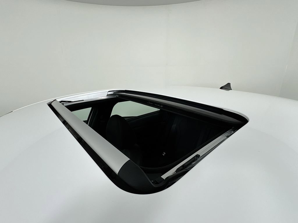 Certified 2026 Hyundai Elantra N Line FWD image 23