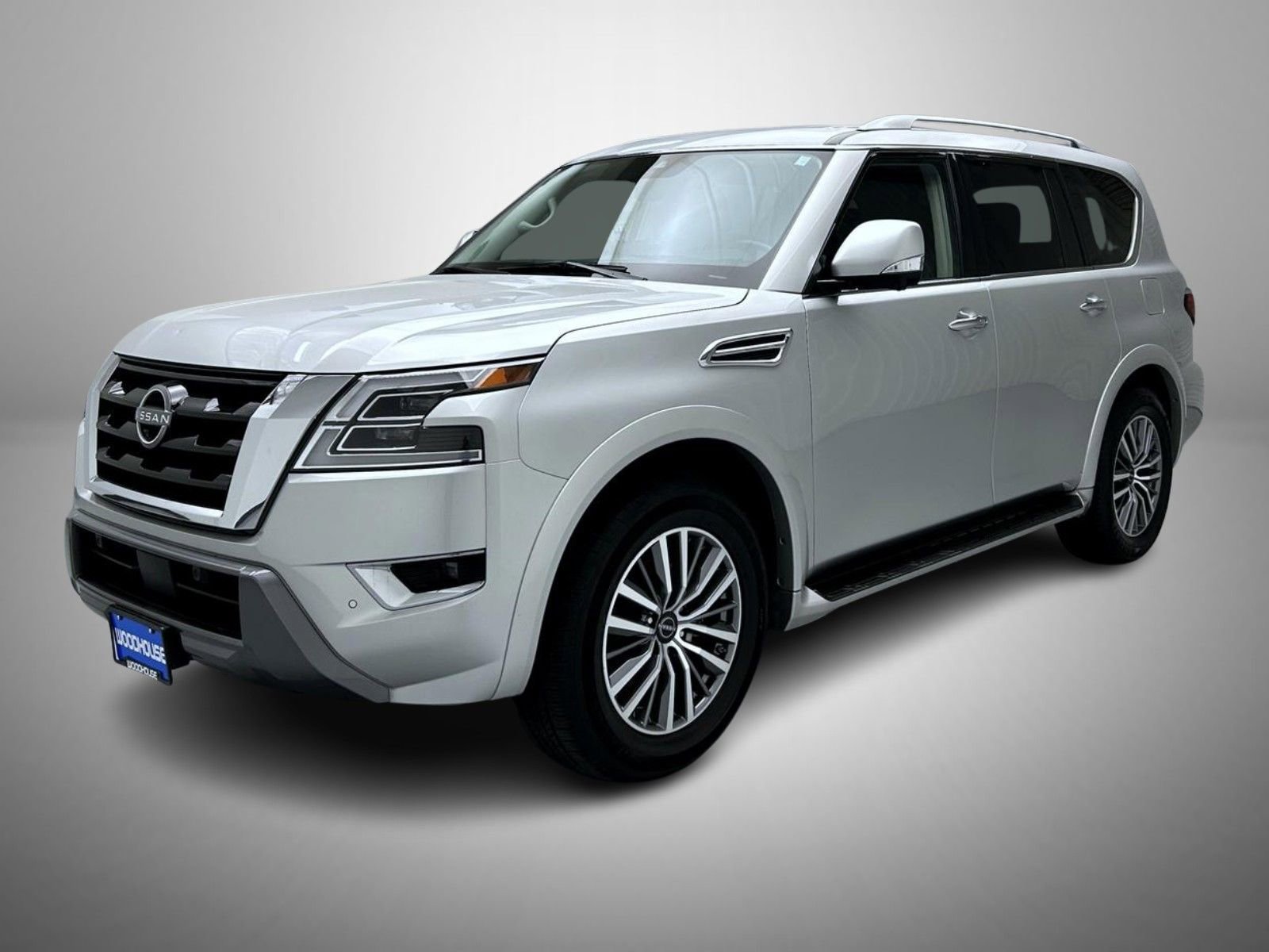 Used 2024 Nissan Armada SL AWD/4WD image 1