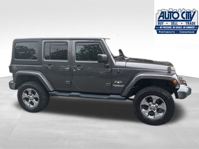 Used 2016 Jeep Wrangler Unlimited Sahara w/ Dual Top Group AWD/4WD image 23