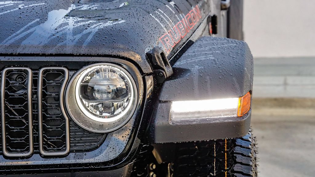 New 2026 Jeep Gladiator Rubicon AWD/4WD image 5