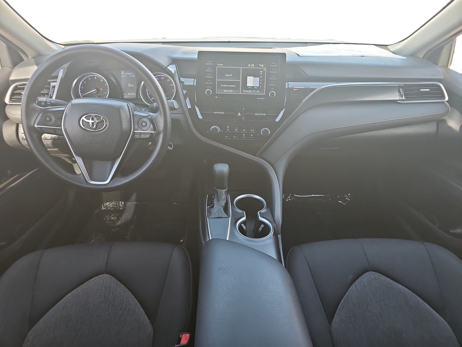 Used 2021 Toyota Camry LE FWD image 12