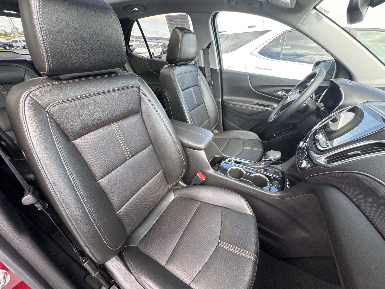 Used 2024 Chevrolet Equinox Premier AWD/4WD image 18