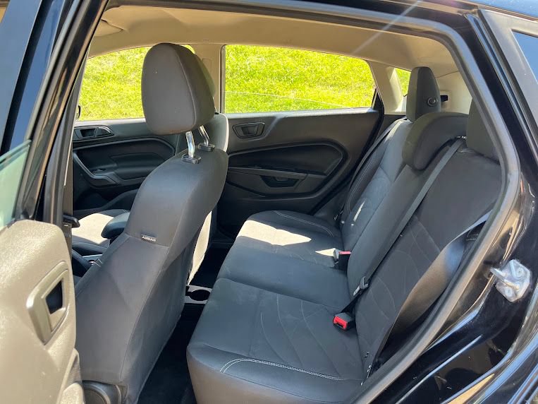 Used 2018 Ford Fiesta SE FWD image 36