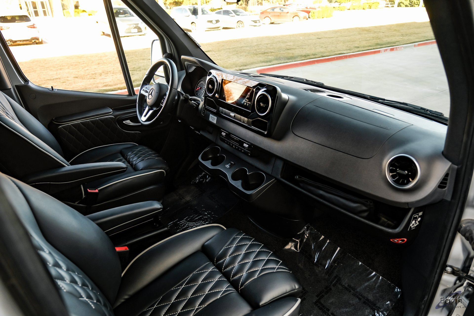 Used 2023 Mercedes-Benz Sprinter 3500 w/ Parking Package image 44