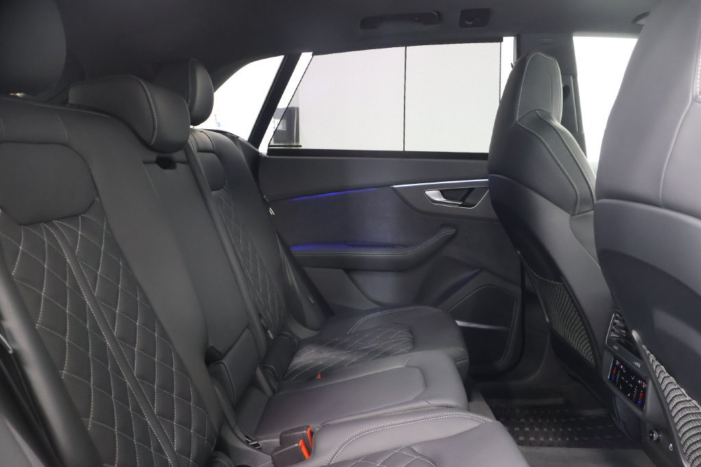 Used 2024 Audi SQ8 Prestige w/ Prestige Package AWD/4WD image 24