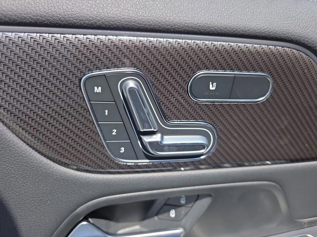 Certified 2025 Mercedes-Benz GLA 35 AMG 4MATIC image 10