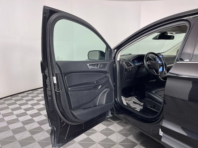 Used 2024 Ford Edge SEL AWD/4WD image 18