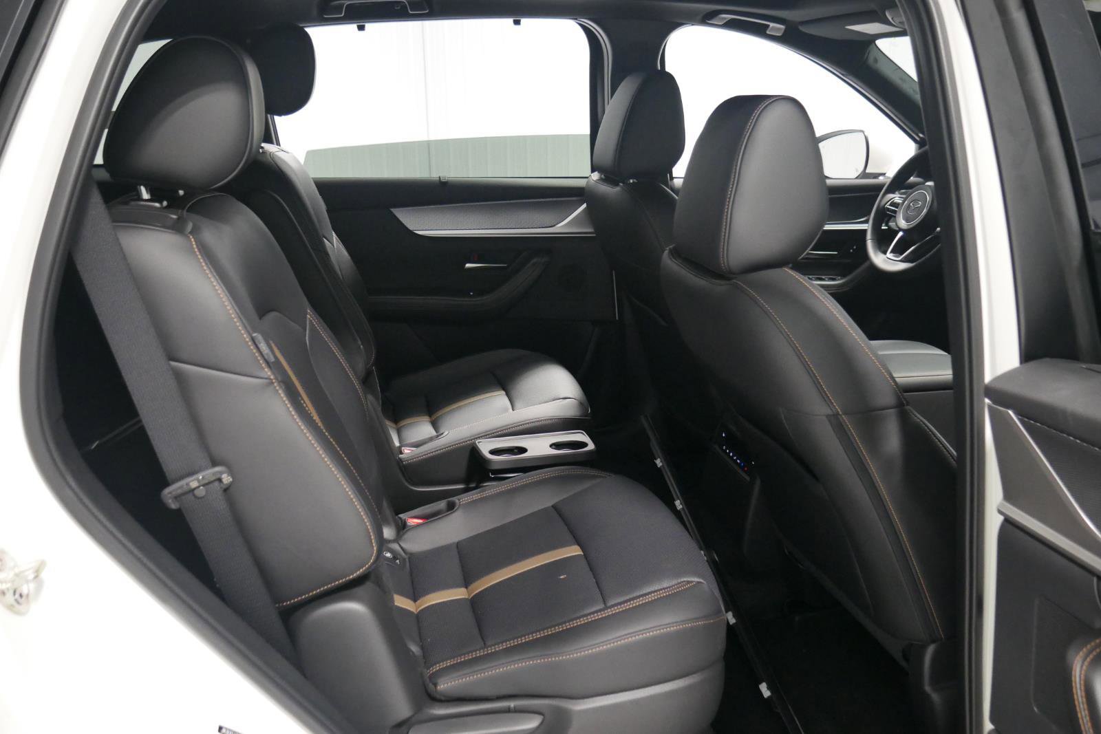 New 2024 MAZDA CX-90 Plug-In Hybrid w/ Premium Plus image 18