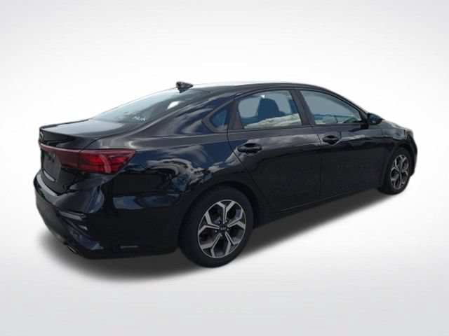 Used 2020 Kia Forte LXS FWD image 3