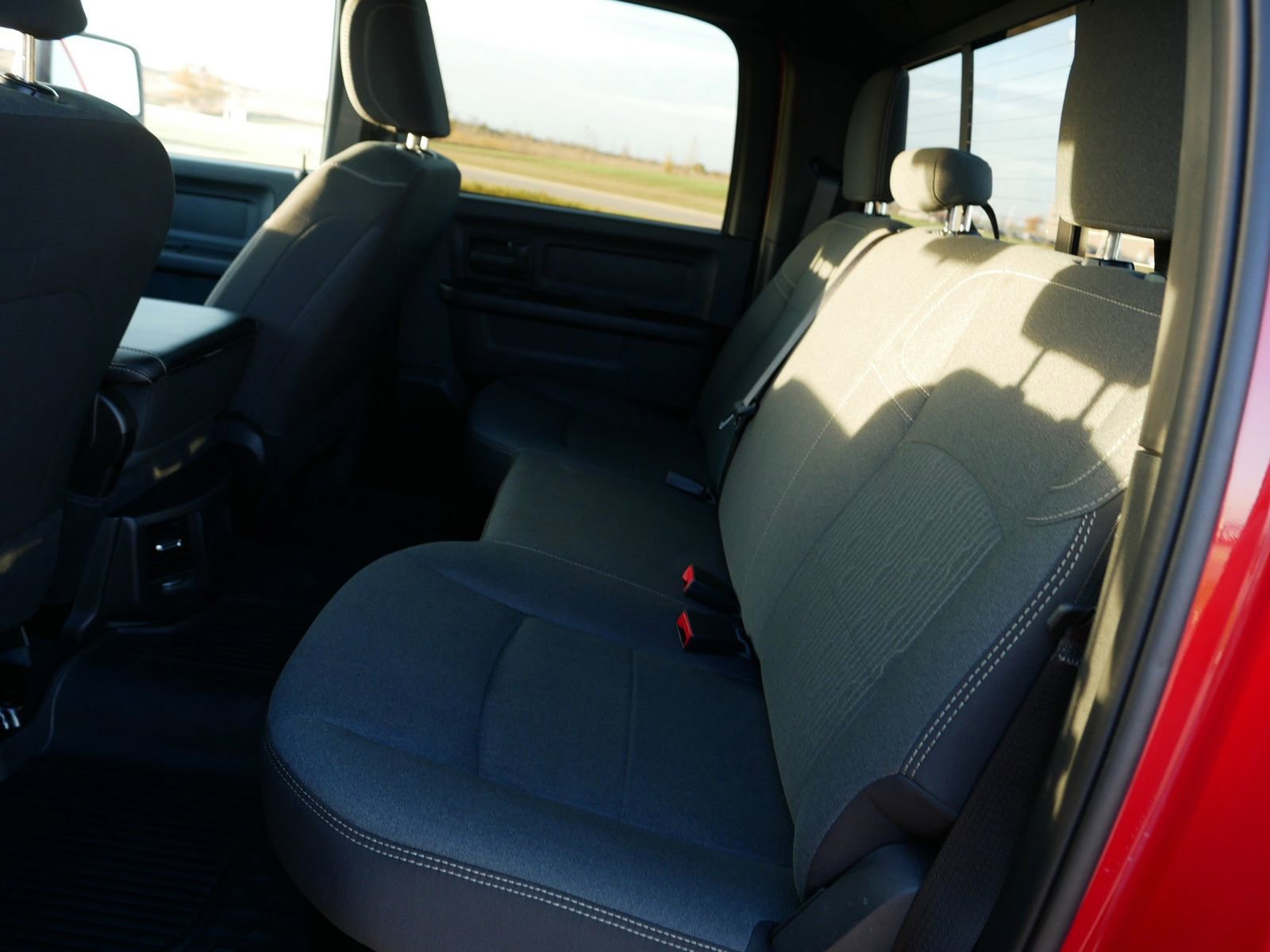 Used 2024 RAM 2500 Tradesman w/ Chrome Appearance Group image 17