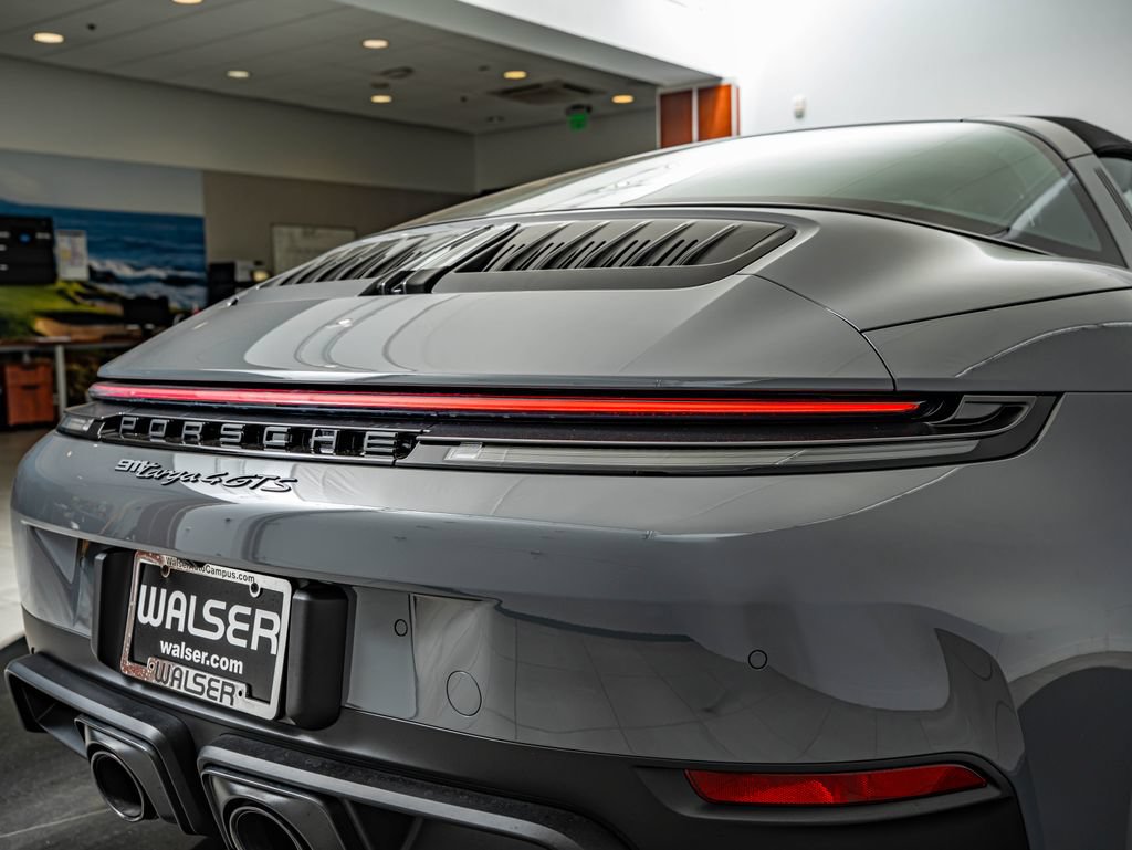 Certified 2026 Porsche 911 Targa 4 GTS AWD/4WD image 20