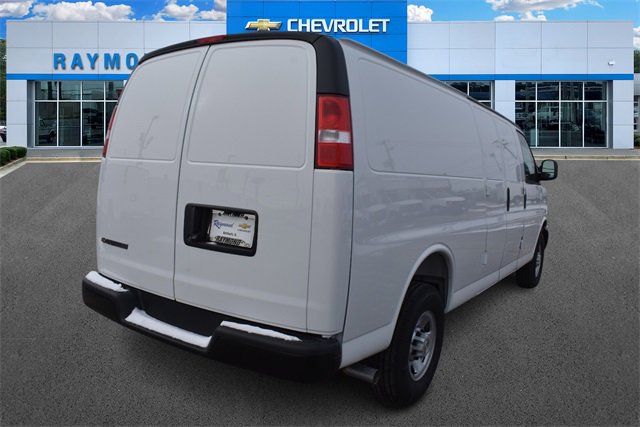 New 2025 Chevrolet Express 2500 Work Van image 3