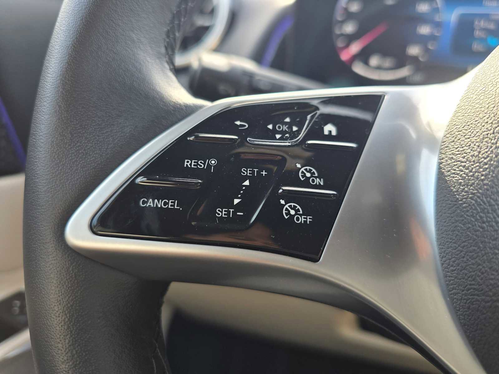 Used 2025 Mercedes-Benz GLB 250 image 33