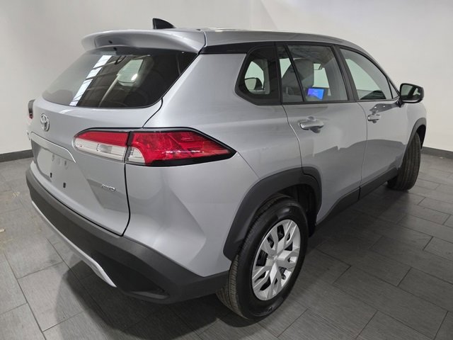 Used 2023 Toyota Corolla Cross L image 5