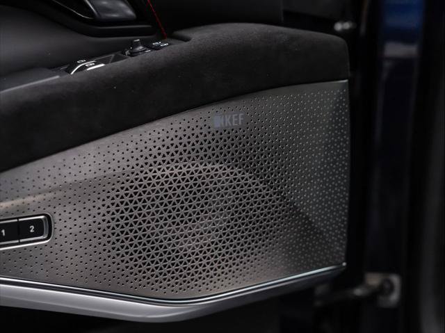 Used 2025 Lotus Emira RWD image 18