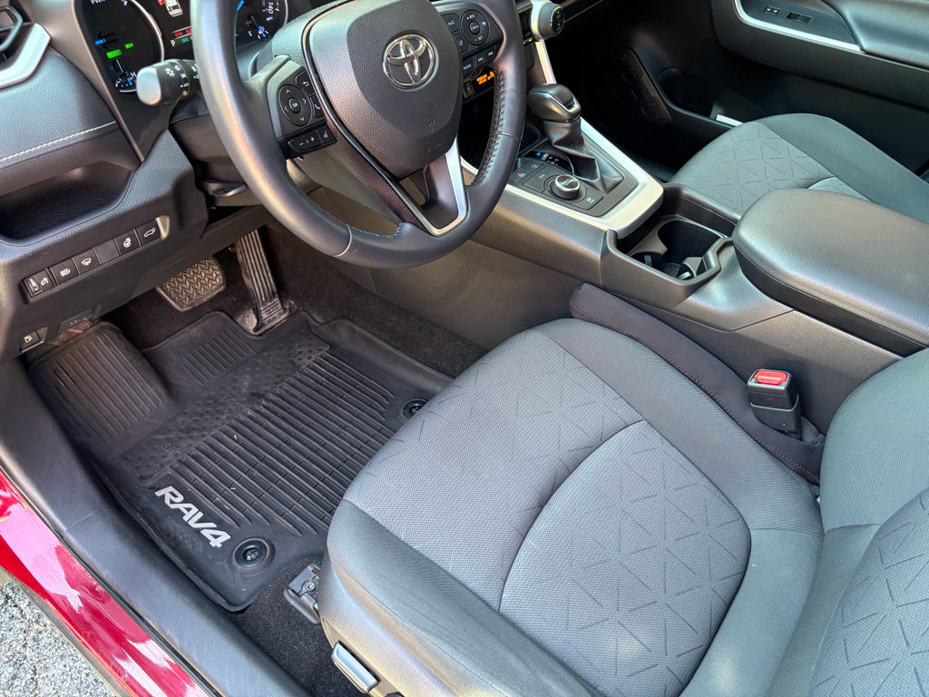 Used 2019 Toyota RAV4 XLE w/ Convenience Package image 12