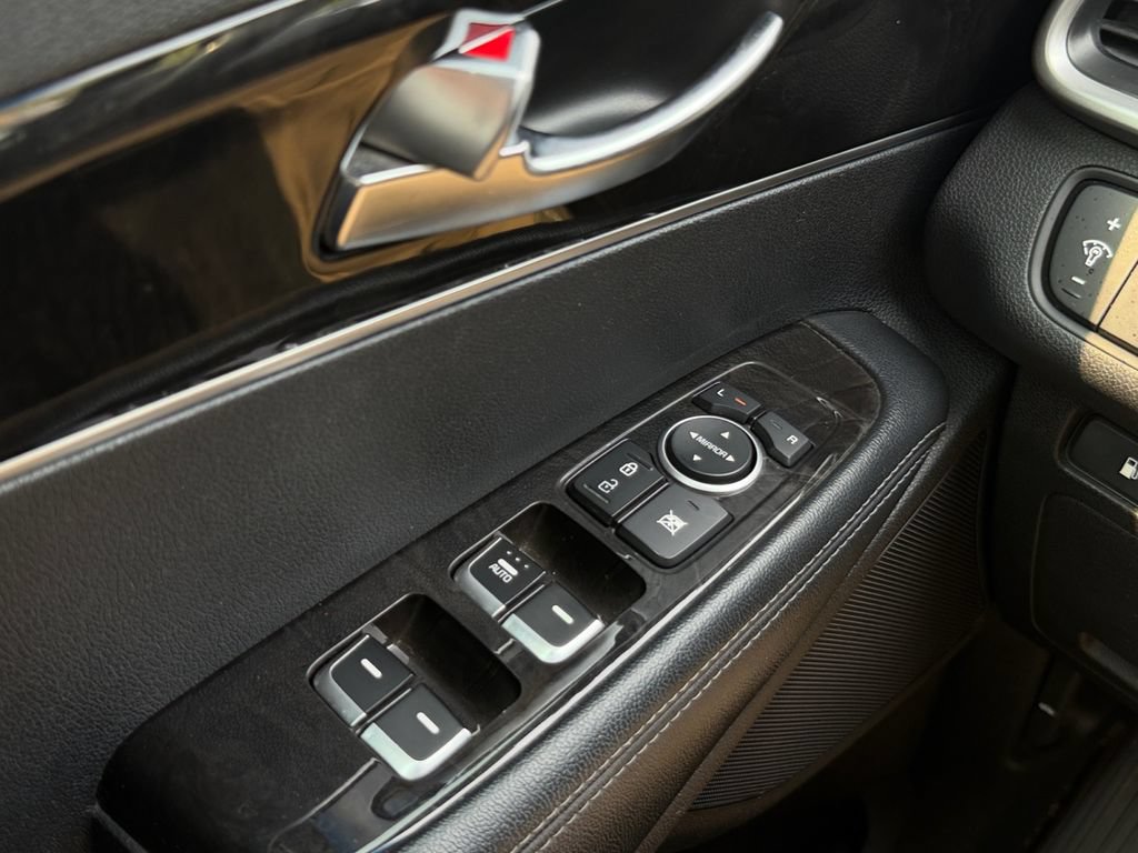 Used 2016 Kia Sorento FWD w/ LX Convenience Package image 10