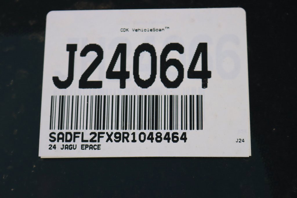 Used 2024 Jaguar E-PACE R-Dynamic SE image 36