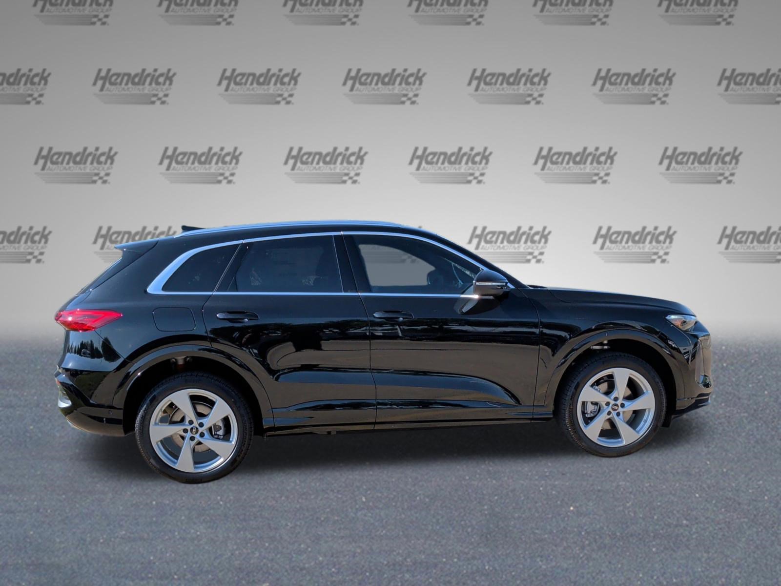 Used 2026 Audi Q5 Premium AWD/4WD image 11