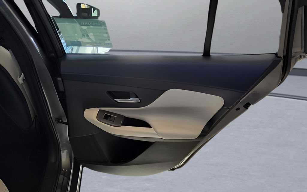 New 2026 Nissan Sentra SL w/ Floor Mat Package FWD image 39