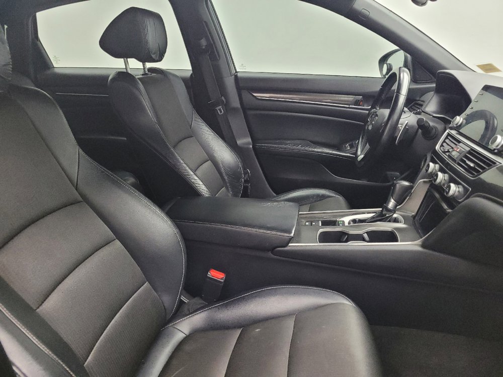 Used 2018 Honda Accord Sport image 21