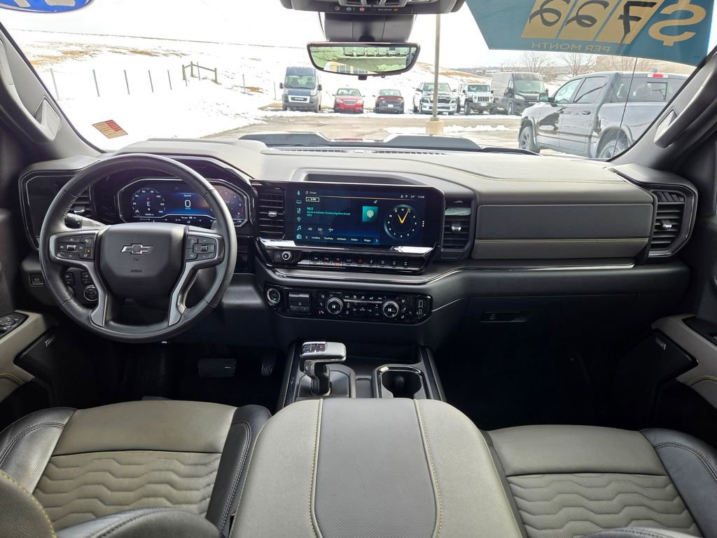 Used 2024 Chevrolet Silverado 1500 ZR2 w/ Technology Package AWD/4WD image 17