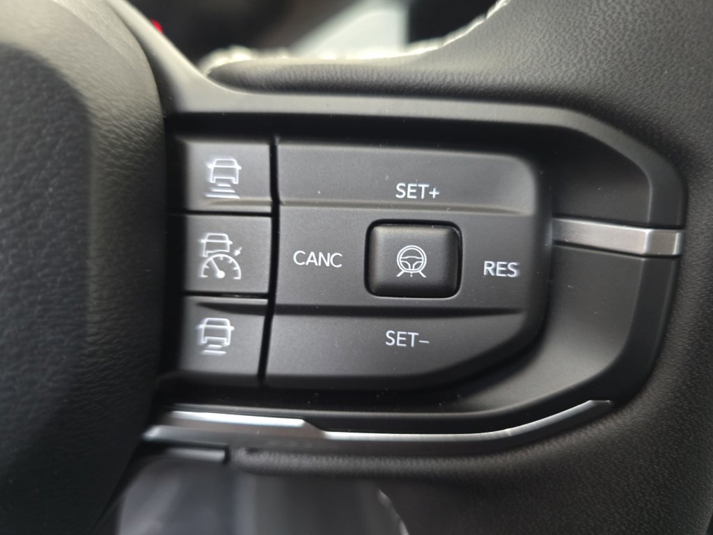 New 2026 Jeep Cherokee Laredo AWD/4WD image 18