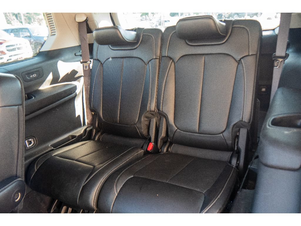 Used 2023 Jeep Grand Cherokee L Limited w/ Luxury Tech Group II AWD/4WD image 22