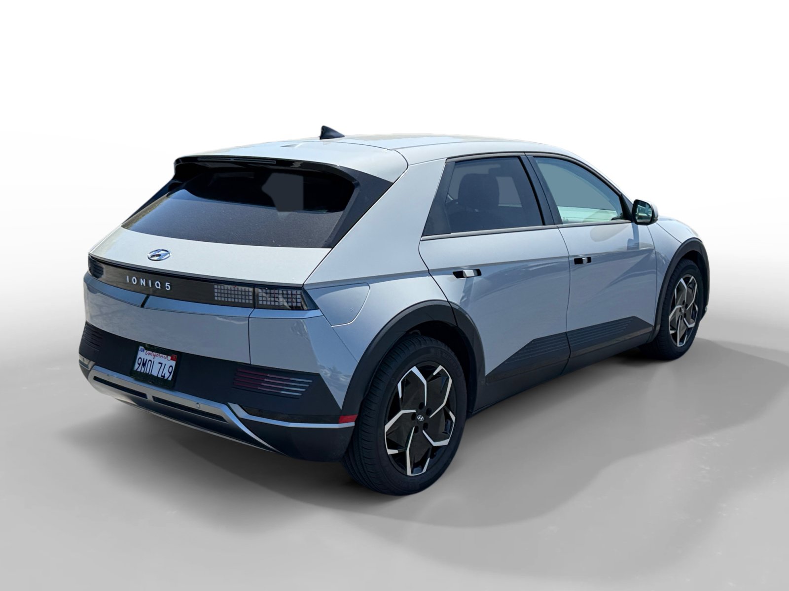 Certified 2024 Hyundai Ioniq 5 SE RWD image 5