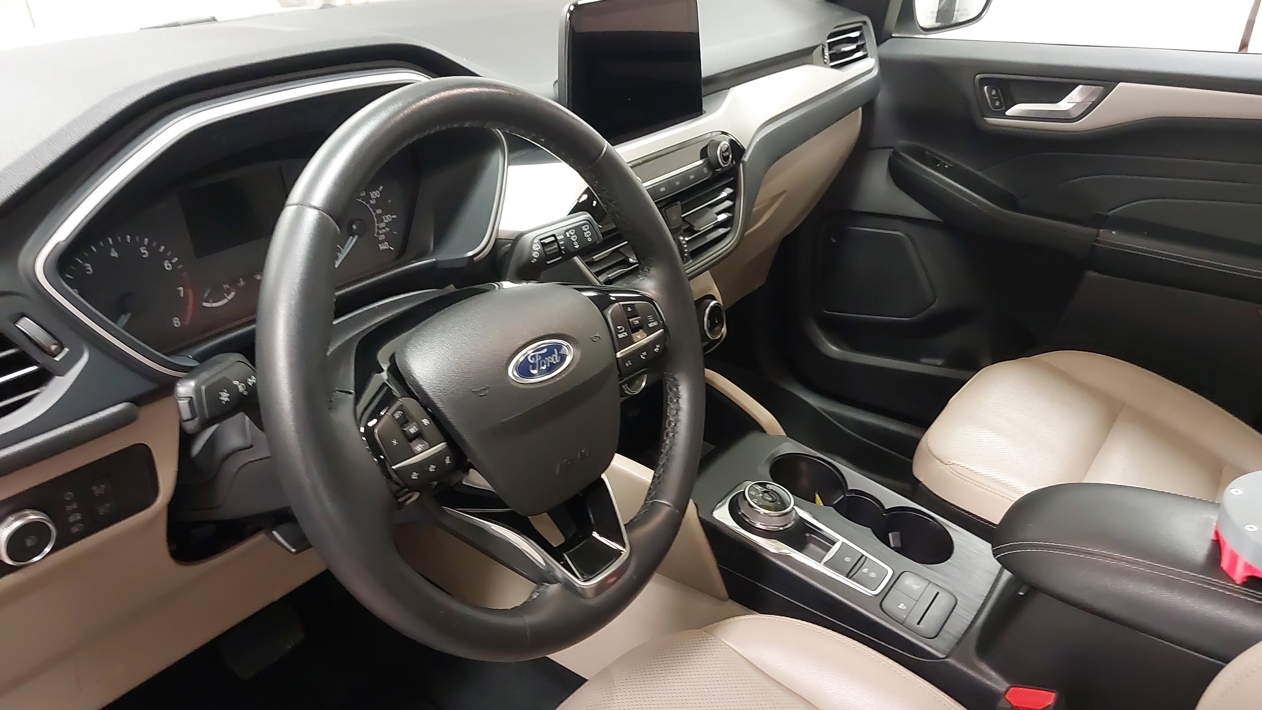 Used 2022 Ford Escape SEL image 17