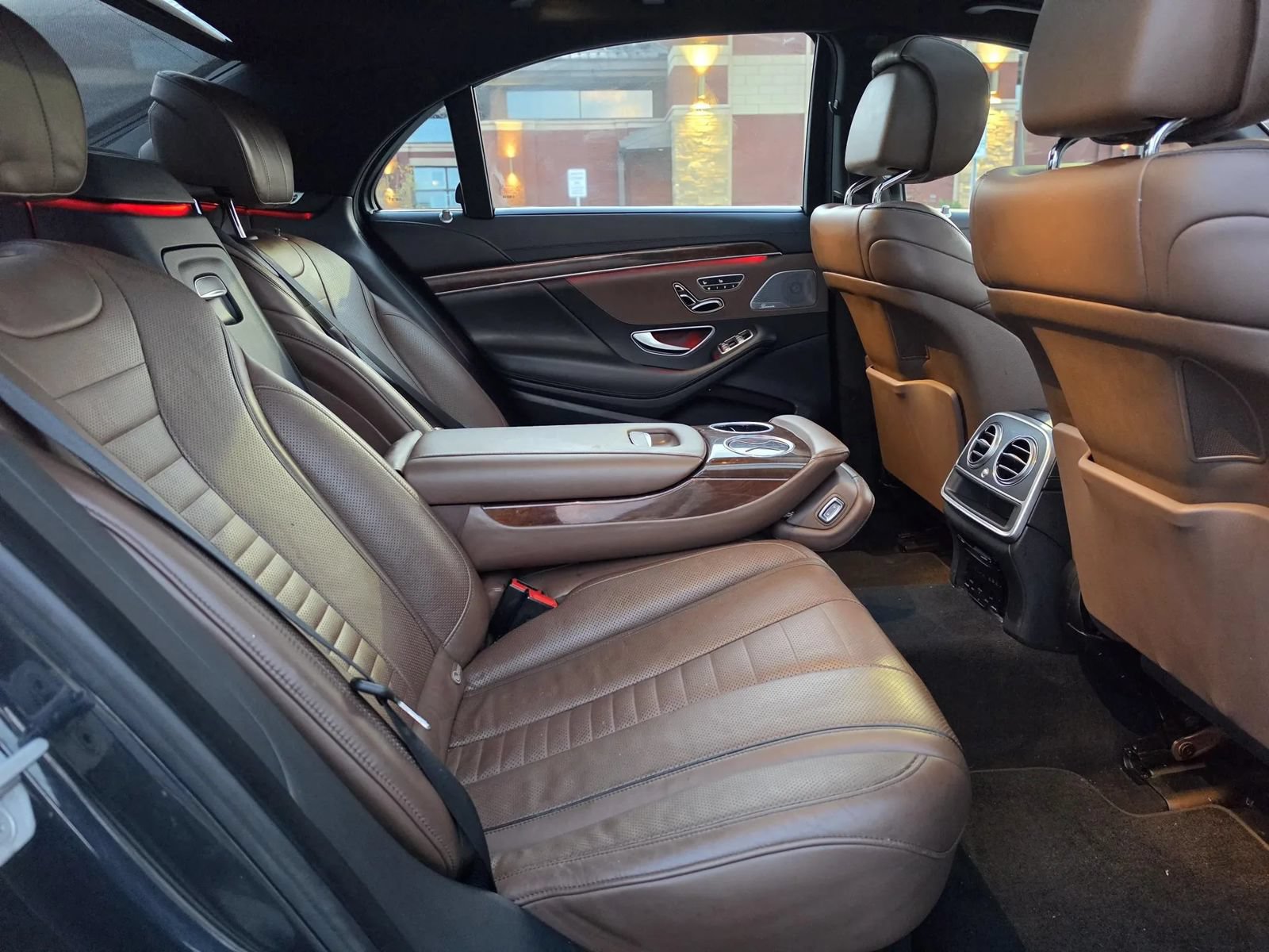 Used 2015 Mercedes-Benz S 550 4MATIC Sedan image 17