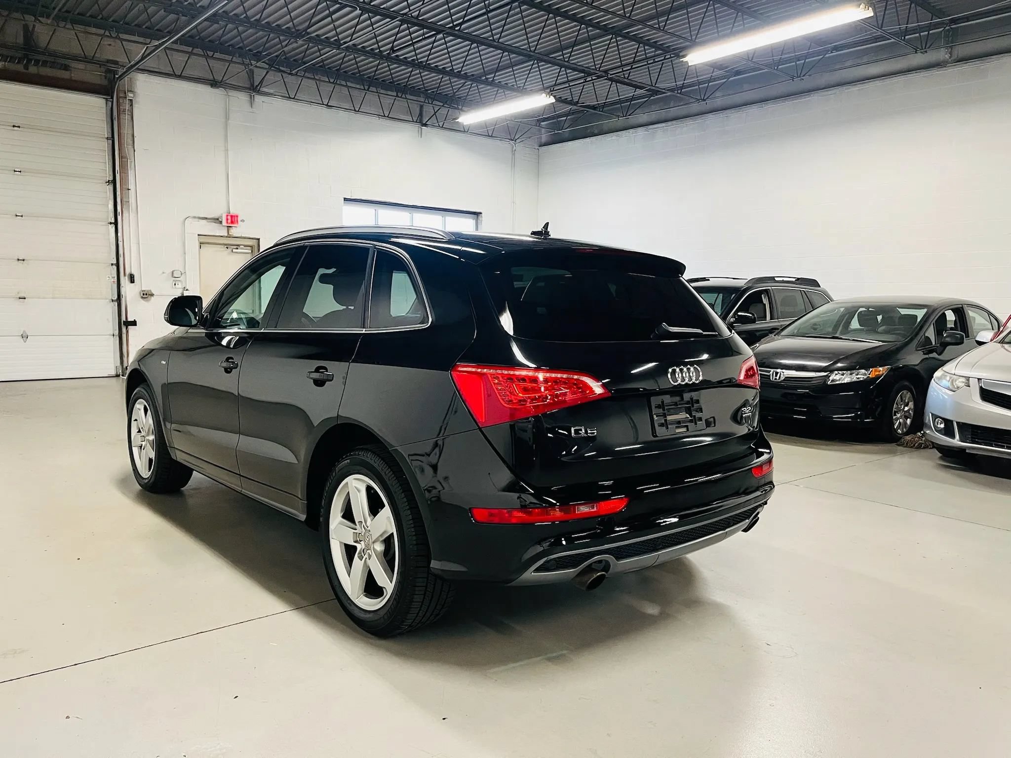 Used 2012 Audi Q5 3.2 Prestige AWD/4WD image 5