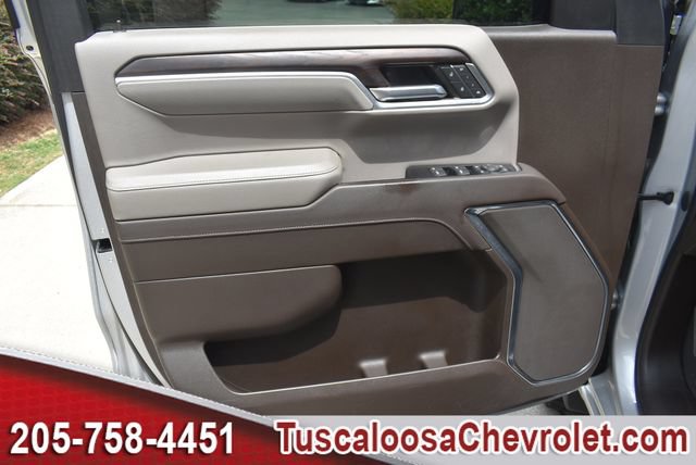 Used 2022 GMC Sierra 1500 SLT w/ X31 Off-Road Package AWD/4WD image 16