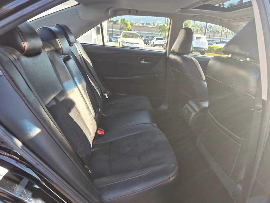 Used 2016 Toyota Camry XSE image 24