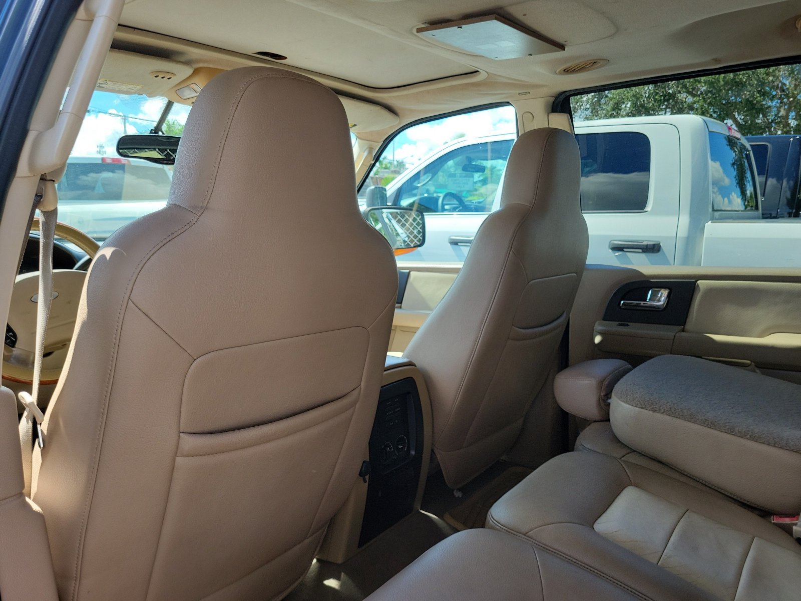 Used 2004 Ford Expedition Eddie Bauer RWD image 11