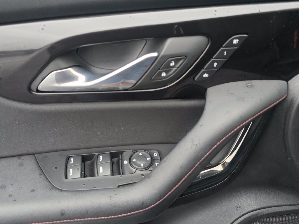 Used 2019 Chevrolet Blazer RS AWD/4WD image 20