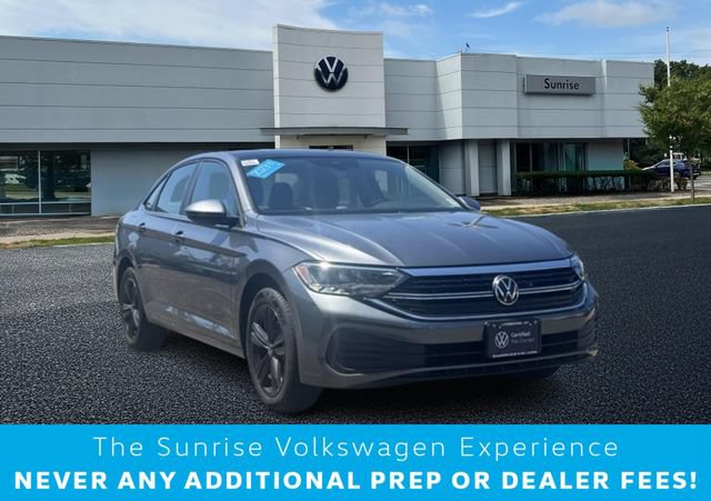 Used 2023 Volkswagen Jetta SE w/ Panoramic Sunroof Package FWD video 1