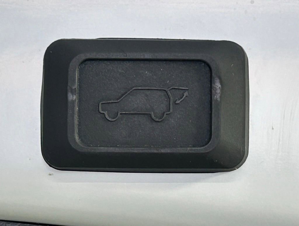 Used 2023 Toyota RAV4 XLE Premium AWD/4WD image 14