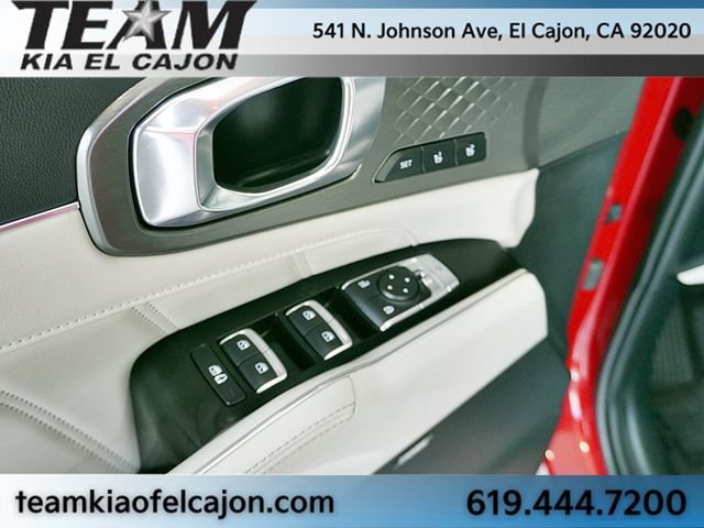 Certified 2023 Kia Sorento SX Prestige AWD/4WD image 28