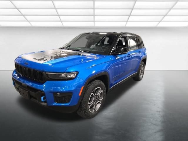 Used 2023 Jeep Grand Cherokee Trailhawk AWD/4WD image 8