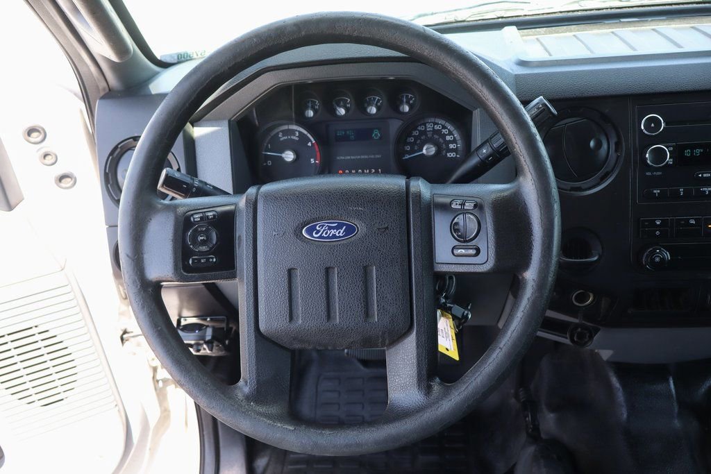 Used 2016 Ford F650 2WD Crew Cab Super Duty image 21